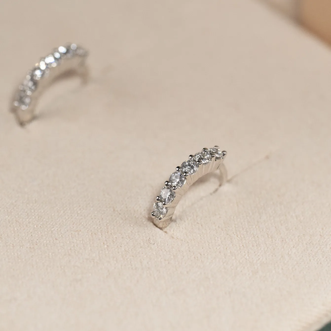 PRONG DIAMOND CREOL EARRING - 0.35ct - WG