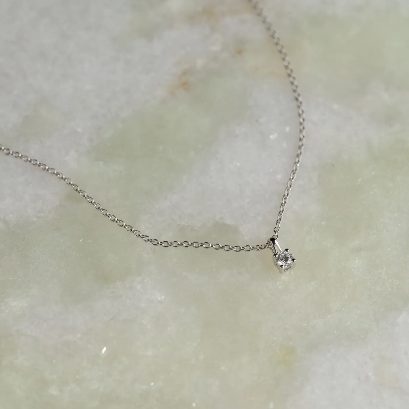 PRONG SOLITAIRE DIAMOND PENDANT - 0.1ct - WG