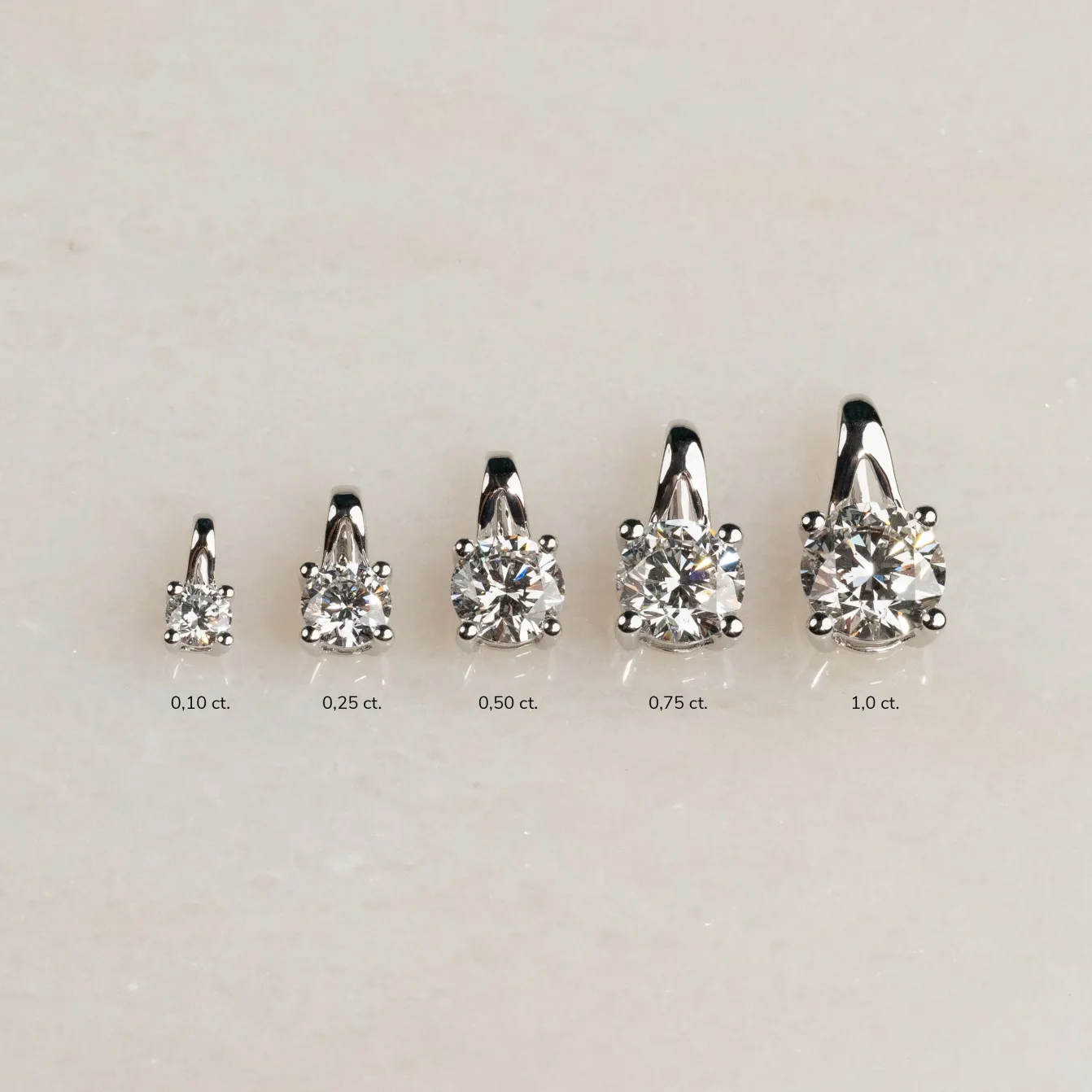 PRONG SOLITAIRE DIAMOND PENDANT - 1.0ct - WG