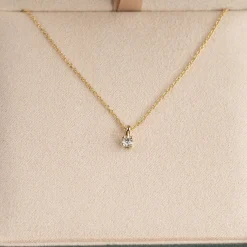 PRONG SOLITAIRE DIAMOND PENDANT - 0.1ct - YG