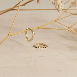 RAMONA SOLID GOLD HUGGIE EARRING