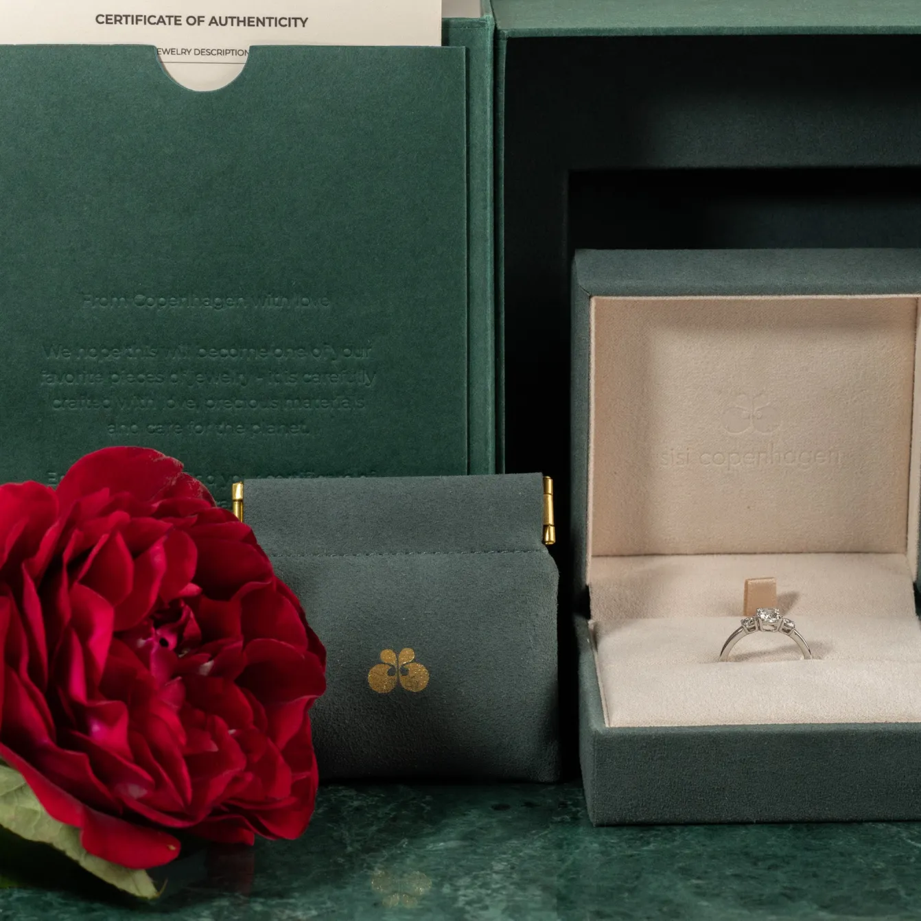 RECTANGULAR CUSHION-CUT THREE-STONE DIAMOND RING - 1.15ct - WG