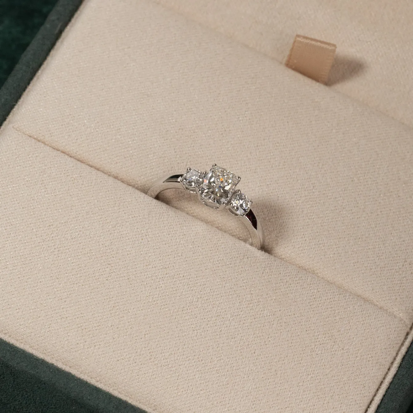 RECTANGULAR CUSHION-CUT THREE-STONE DIAMOND RING - 1.15ct - WG