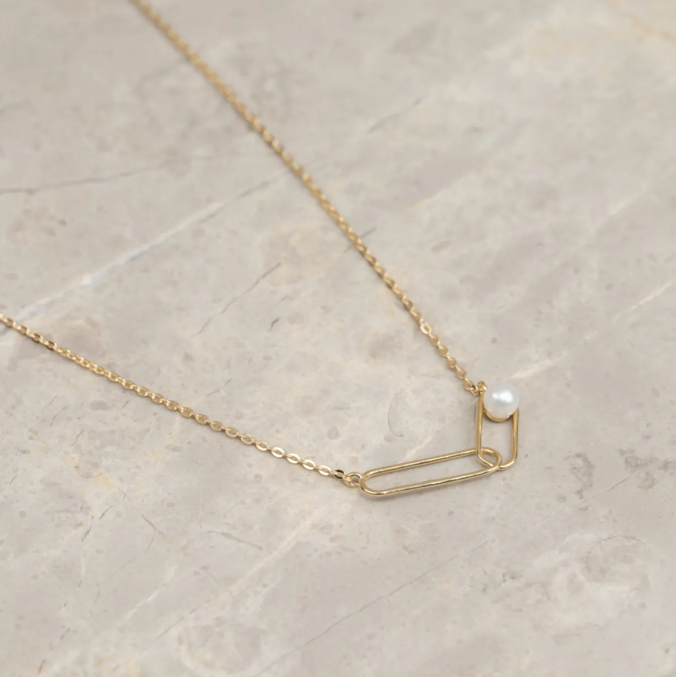 RIVA PEARL SOLID GOLD NECKLACE