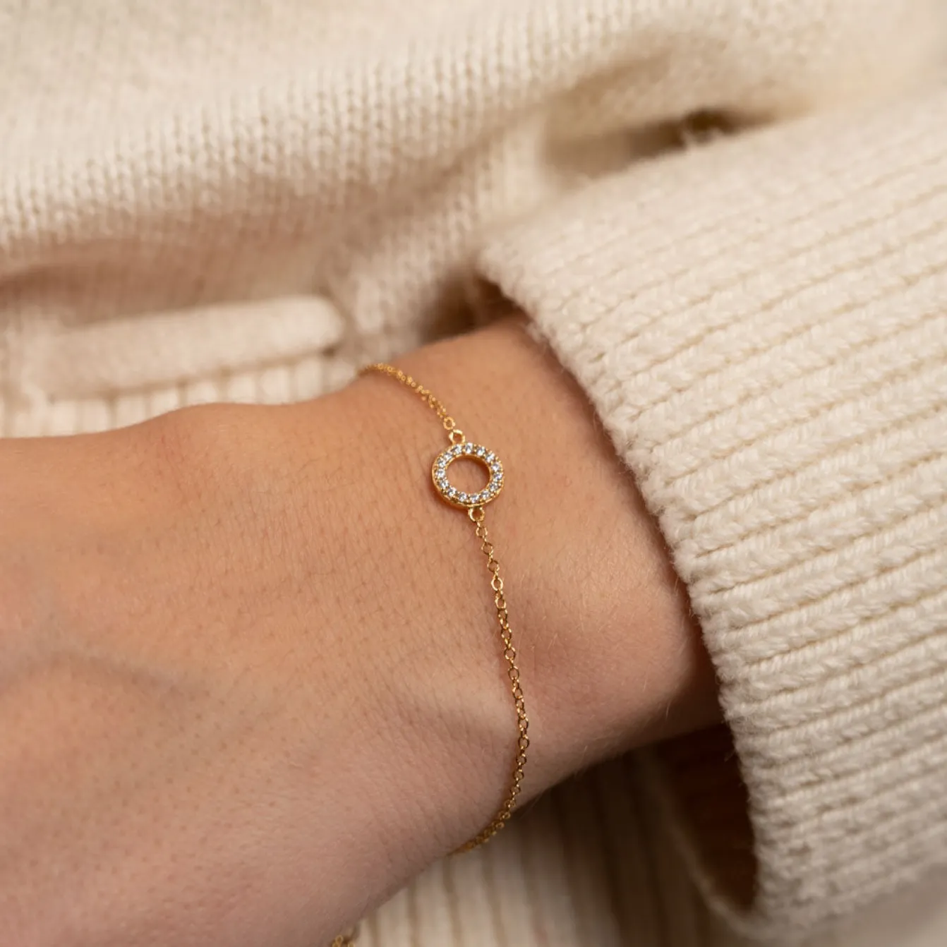ROBERTA CRYSTAL GOLDEN BRACELET - Sisi Copenhagen
