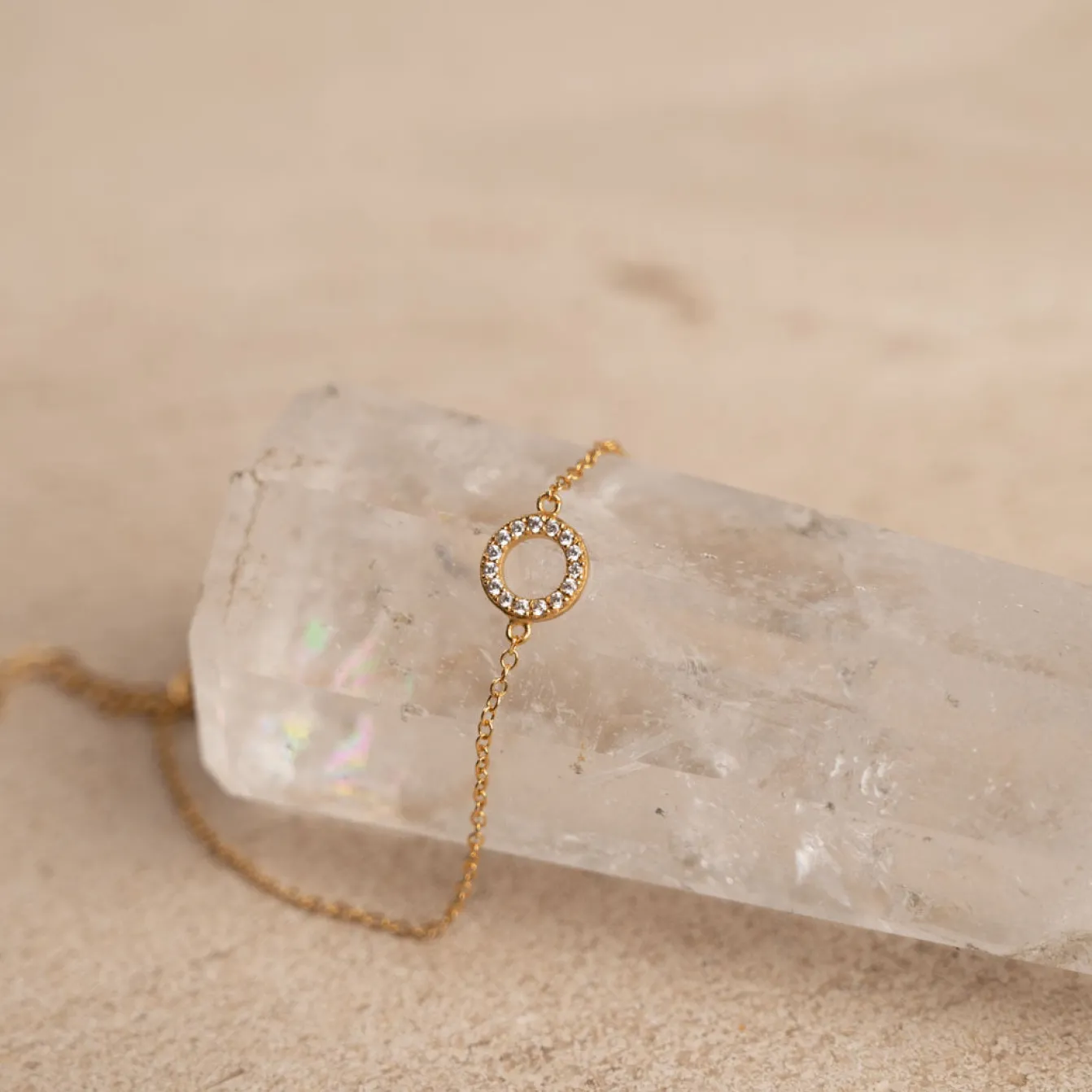 ROBERTA CRYSTAL GOLDEN BRACELET - Sisi Copenhagen