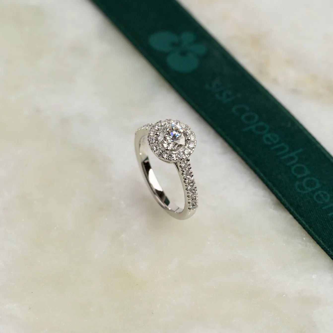 ROUND HALO ALLIANCE DIAMOND RING - 1.2ct - WG