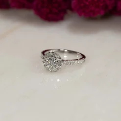 ROUND HALO ALLIANCE DIAMOND RING - 0.85ct - WG