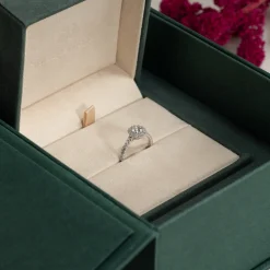 ROUND HALO ALLIANCE DIAMOND RING - 0.85ct - WG