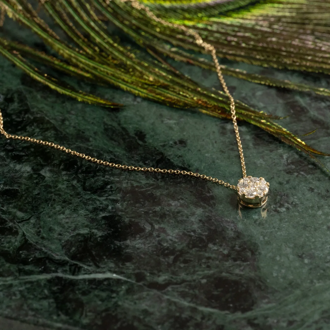 ROUND PAVE DIAMOND PENDANT - 0.45ct - YG