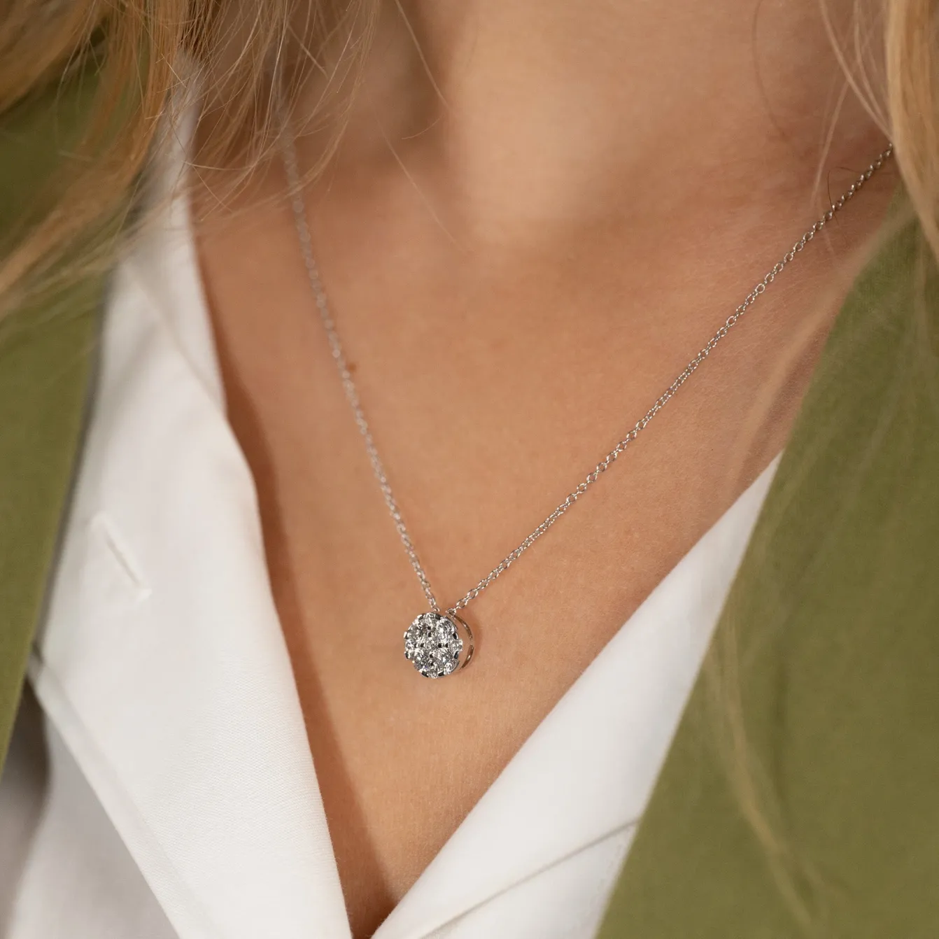 ROUND PAVE DIAMOND PENDANT - 0.45ct - WG