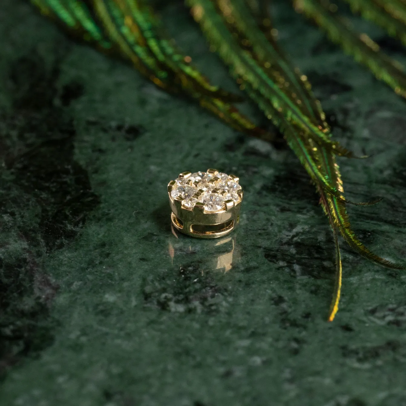 ROUND PAVE DIAMOND PENDANT - 0.45ct - YG