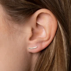 SCARLETT SOLID GOLD STUD EARRING