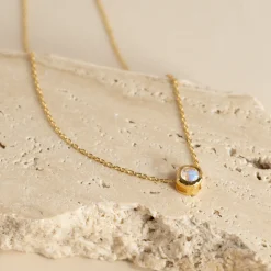 SELENE MOONSTONE GOLDEN FLOATING PENDANT