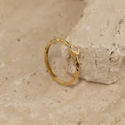 SELENE MOONSTONE GOLDEN RING
