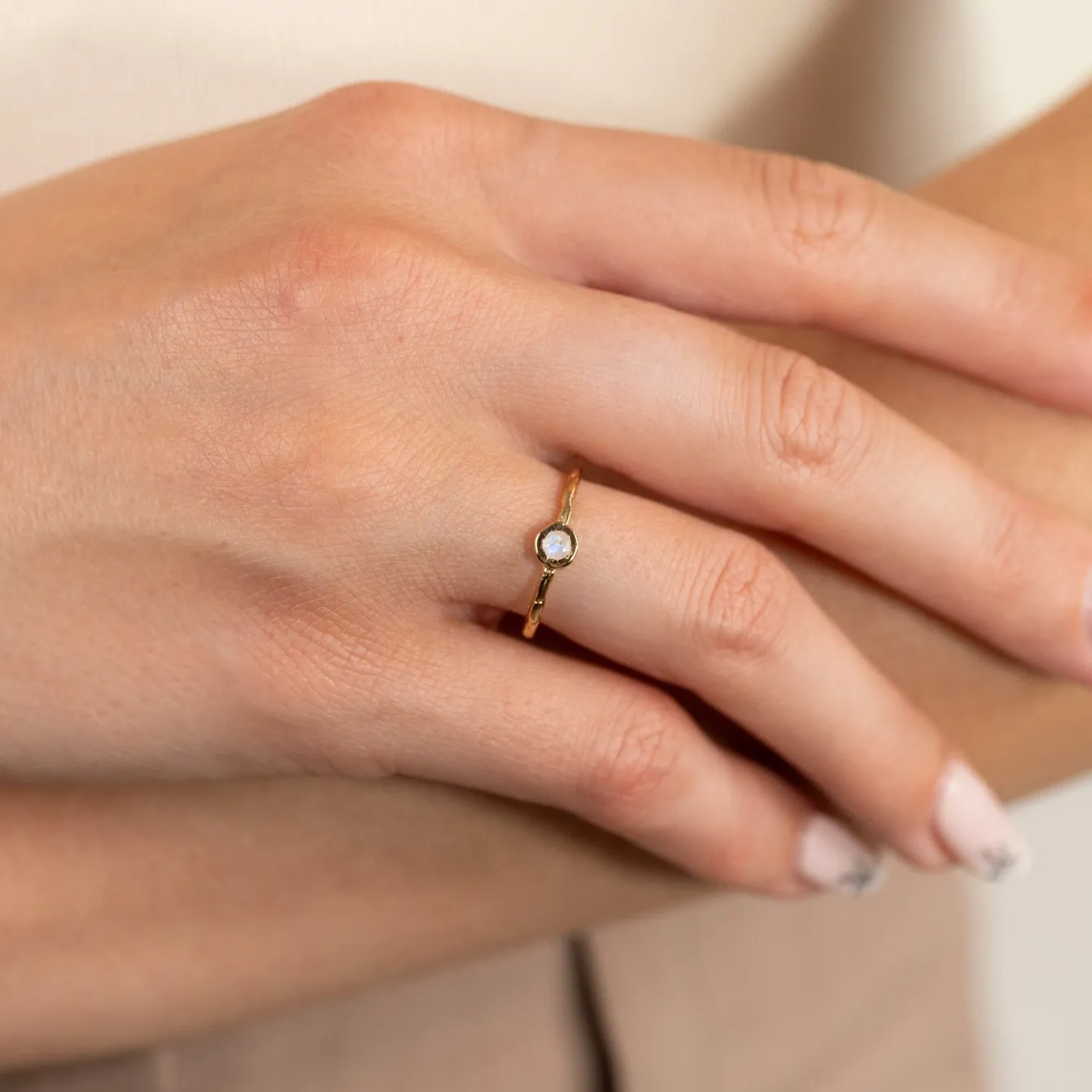 SELENE MOONSTONE GOLDEN RING