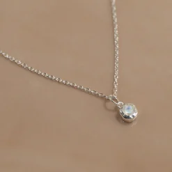 SELENE MOONSTONE SILVER PENDANT