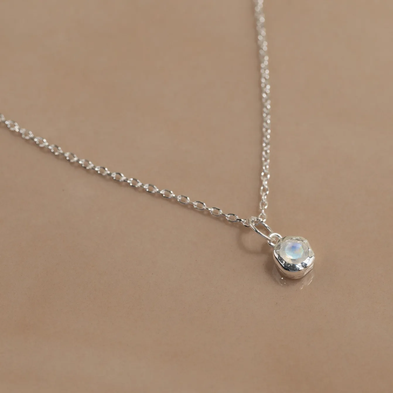 SELENE MOONSTONE SILVER PENDANT