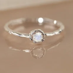 SELENE MOONSTONE SILVER RING