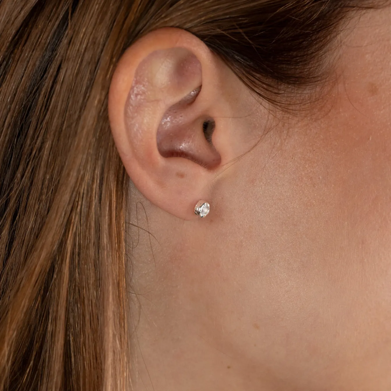 SELENE MOONSTONE SILVER STUD EARRING