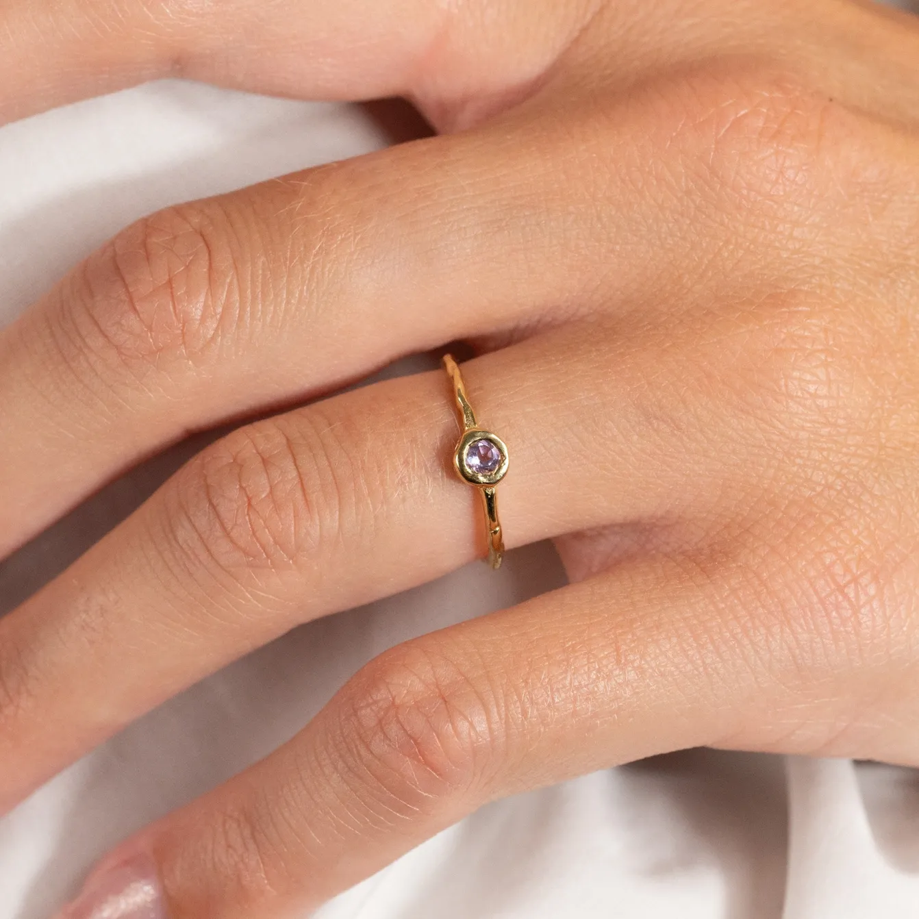 SELENE PURPLE AMETHYST GOLDEN RING