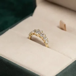 SEVEN STONE OVAL DIAMOND RING - 2.0ct - YG