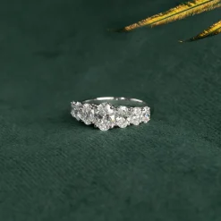 SEVEN-STONE OVAL DIAMOND RING - 2.0ct - WG