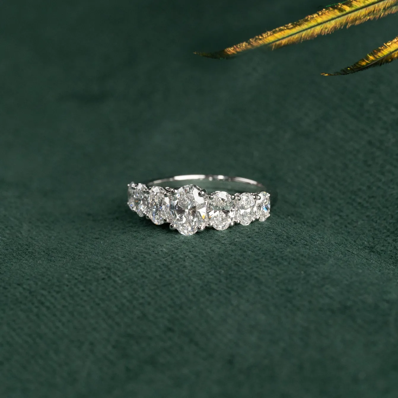 SEVEN-STONE OVAL DIAMOND RING - 2.0ct - WG