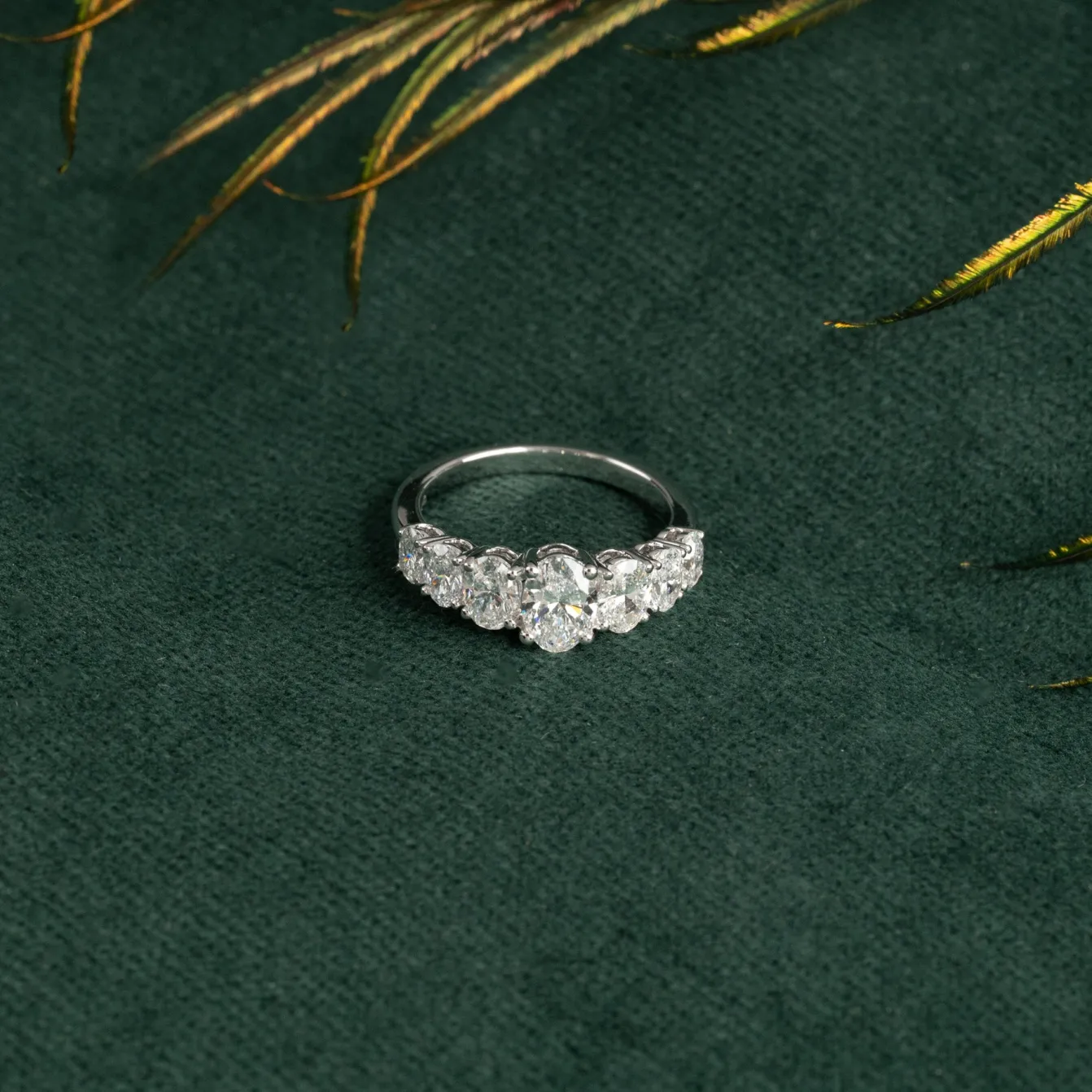SEVEN-STONE OVAL DIAMOND RING - 2.0ct - WG