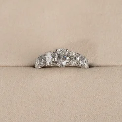 SEVEN-STONE OVAL DIAMOND RING - 2.0ct - WG