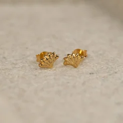 SHELLY GOLDEN STUD EARRING