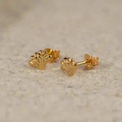 SHELLY GOLDEN STUD EARRING