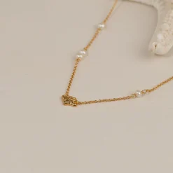 SHELLY PEARL GOLDEN NECKLACE