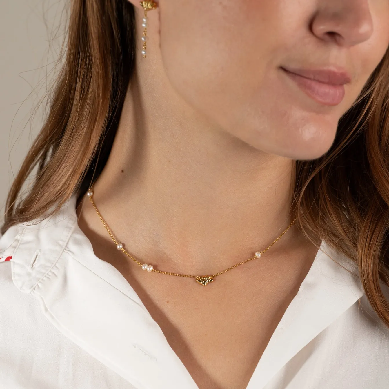 SHELLY PEARL GOLDEN NECKLACE