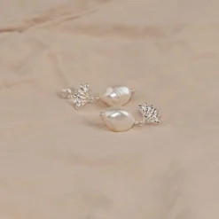 SHELLY PEARL SILVER EARRING