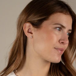 SHELLY SILVER STUD EARRING