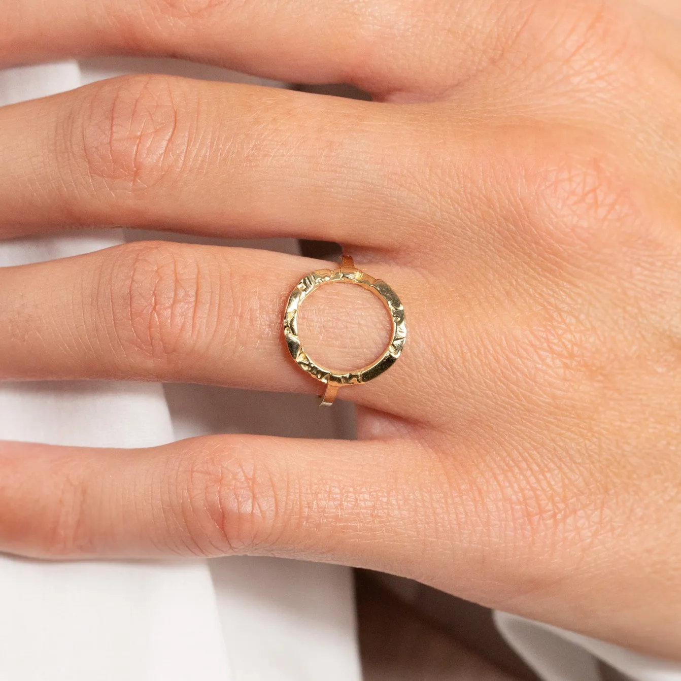 SIERRA SOLID GOLD RING