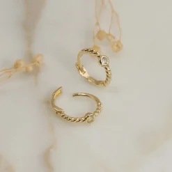 SIGRID WHITE TOPAZ SOLID GOLD CREOL EARRING