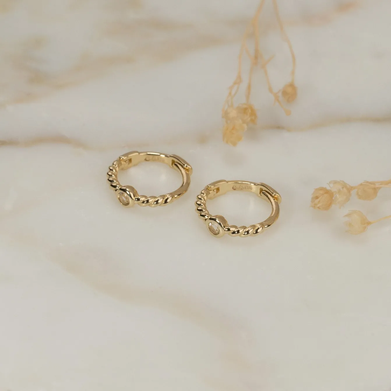 SIGRID WHITE TOPAZ SOLID GOLD CREOL EARRING