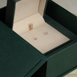 SIMPLE DIAMOND STUD EARRING - 0.75ct - WG