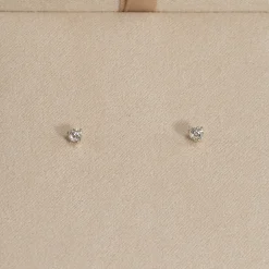 SIMPLE DIAMOND STUD EARRING - 0.2ct - YG