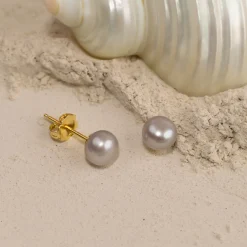 SIMPLE GREY PEARL GOLDEN STUD EARRING