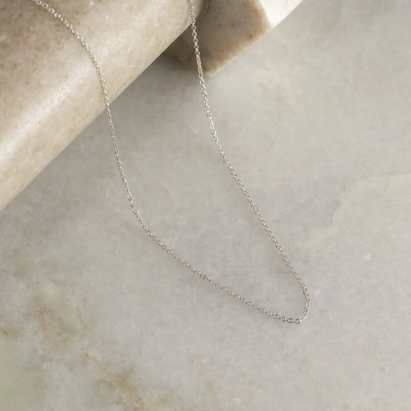 SIMPLE LINK SOLID GOLD CHAIN - 14K WG