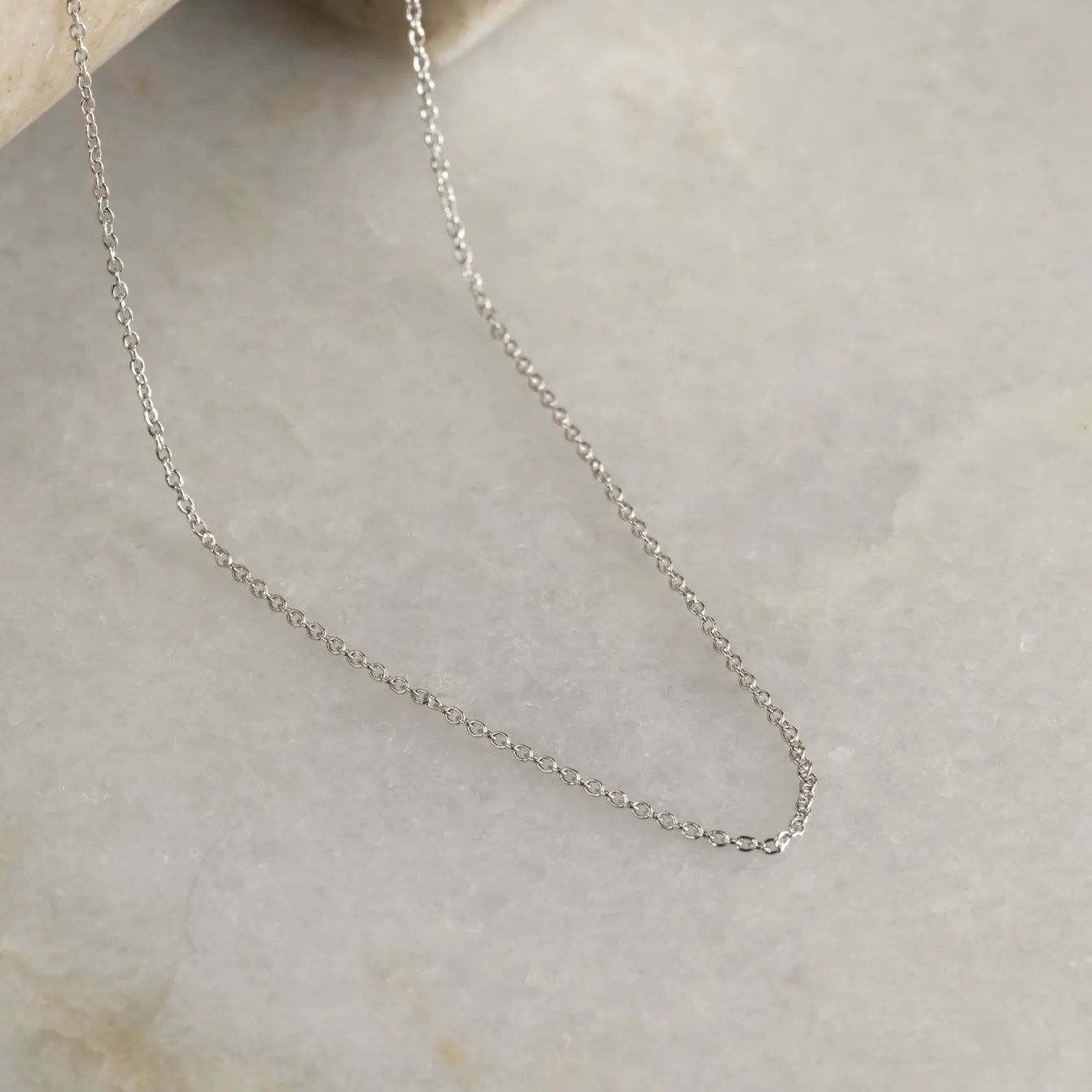 SIMPLE LINK SOLID GOLD CHAIN - 14K WG