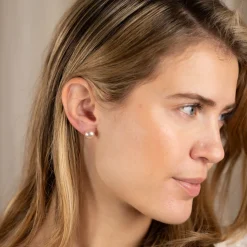 SIMPLE ROSE PEARL GOLDEN STUD EARRING