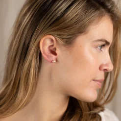 SIMPLE ROSE PEARL GOLDEN STUD EARRING