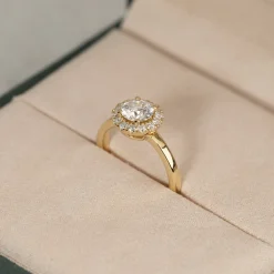 SIMPLE ROUND HALO DIAMOND RING - 1.25ct - YG