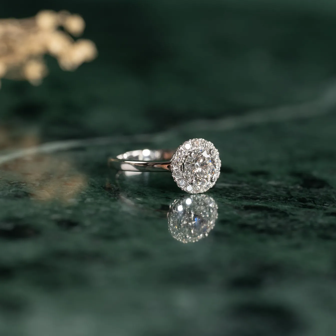 SIMPLE ROUND HALO DIAMOND RING - 1.25ct - WG