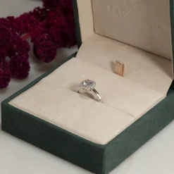 SIMPLE ROUND HALO DIAMOND RING - 1.0ct - WG