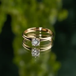SIMPLE SOLITAIRE BASKET-SET DIAMOND RING - 0.5ct - YG